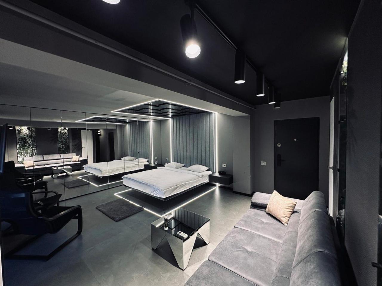 The Hatz By Rh Living Bucharest Exterior photo