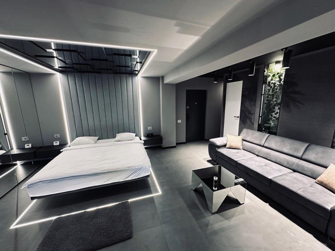 The Hatz By Rh Living Bucharest Exterior photo